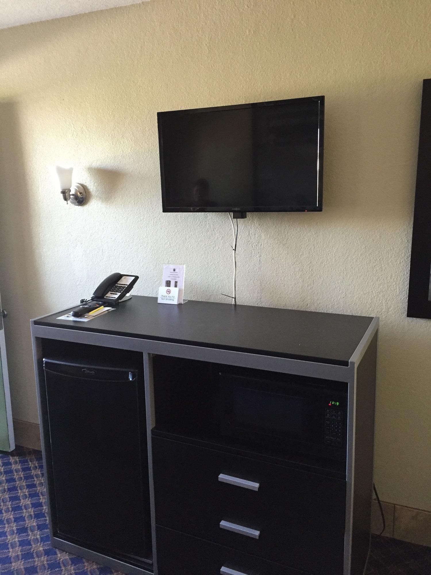 Super 8 By Wyndham Arlington Near At&T Stadium Exteriör bild