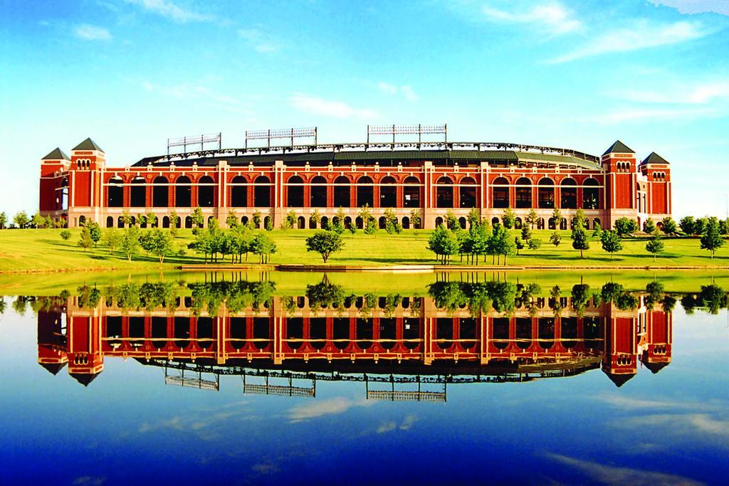 Super 8 By Wyndham Arlington Near At&T Stadium Exteriör bild