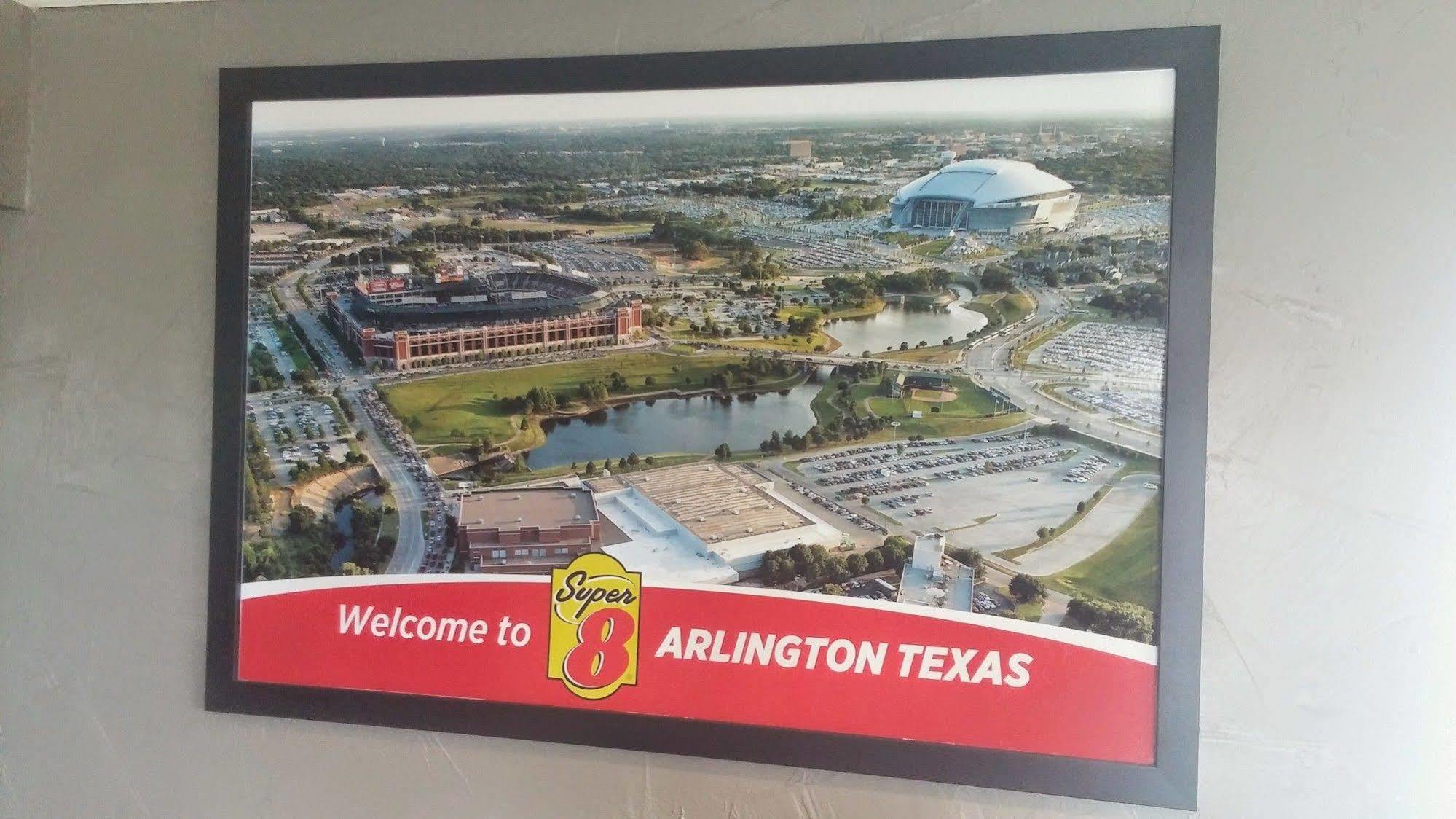Super 8 By Wyndham Arlington Near At&T Stadium Exteriör bild